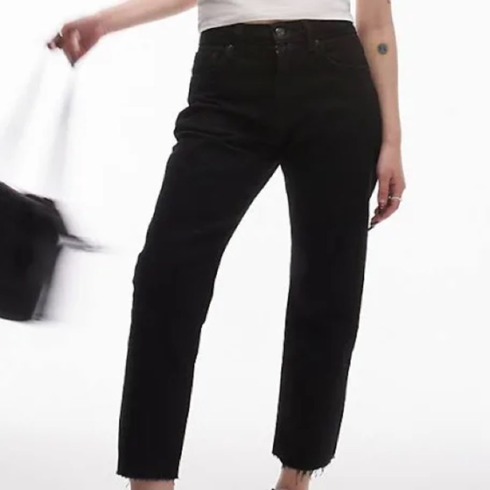 TOPSHOP BLACK CROPPED JEANS
